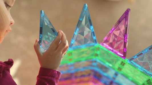 Six reasons why COLORMAG, a magnetic construction set, is so popular!